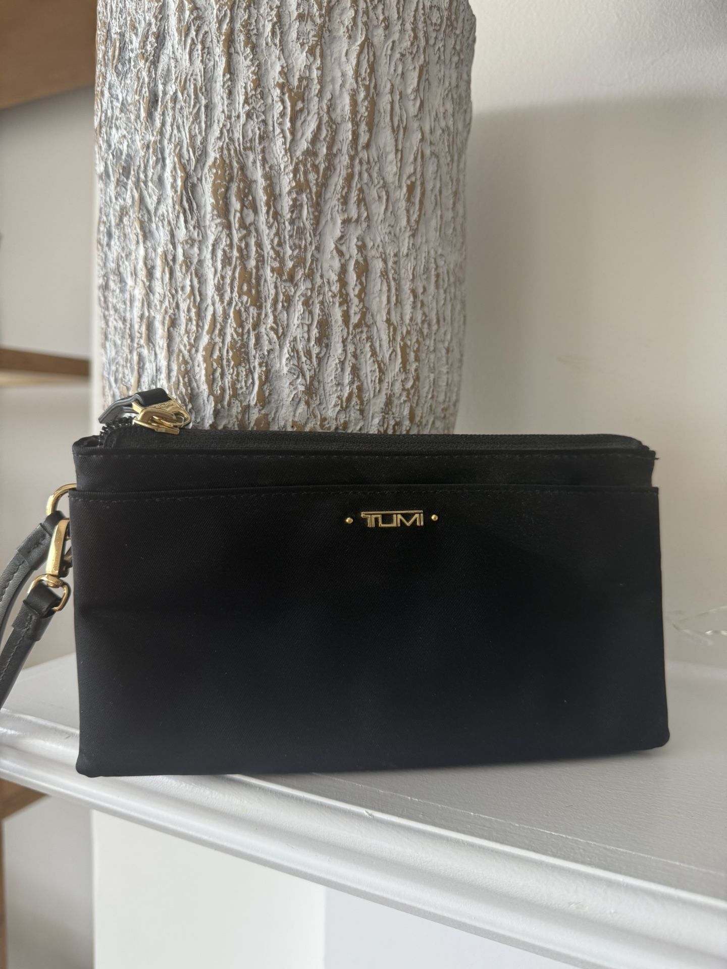 TUMI WRISTLET