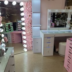 White Shelf