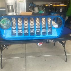 2021 Jeep Gladiator Grille