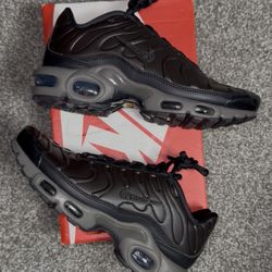 Nike Air Max Plus PRM QS OLY NEW