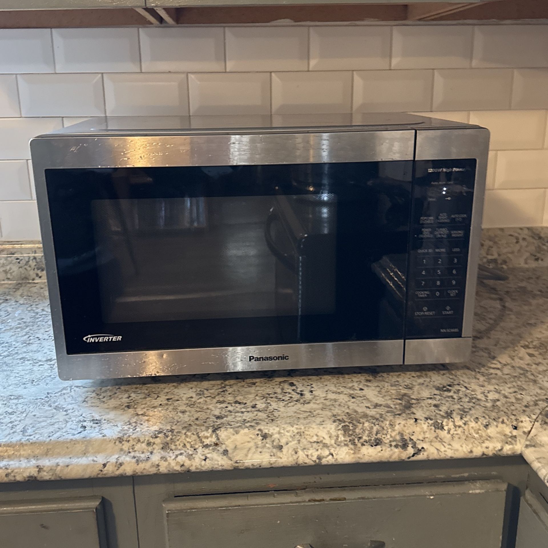 1.6 cu. ft. Countertop Microwave in Stainless Steel with Inverter Technology and Genius Sensor Cooking