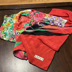 Gucci Silk Scarf❤️