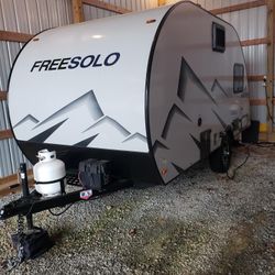 2022 Freesolo Camper