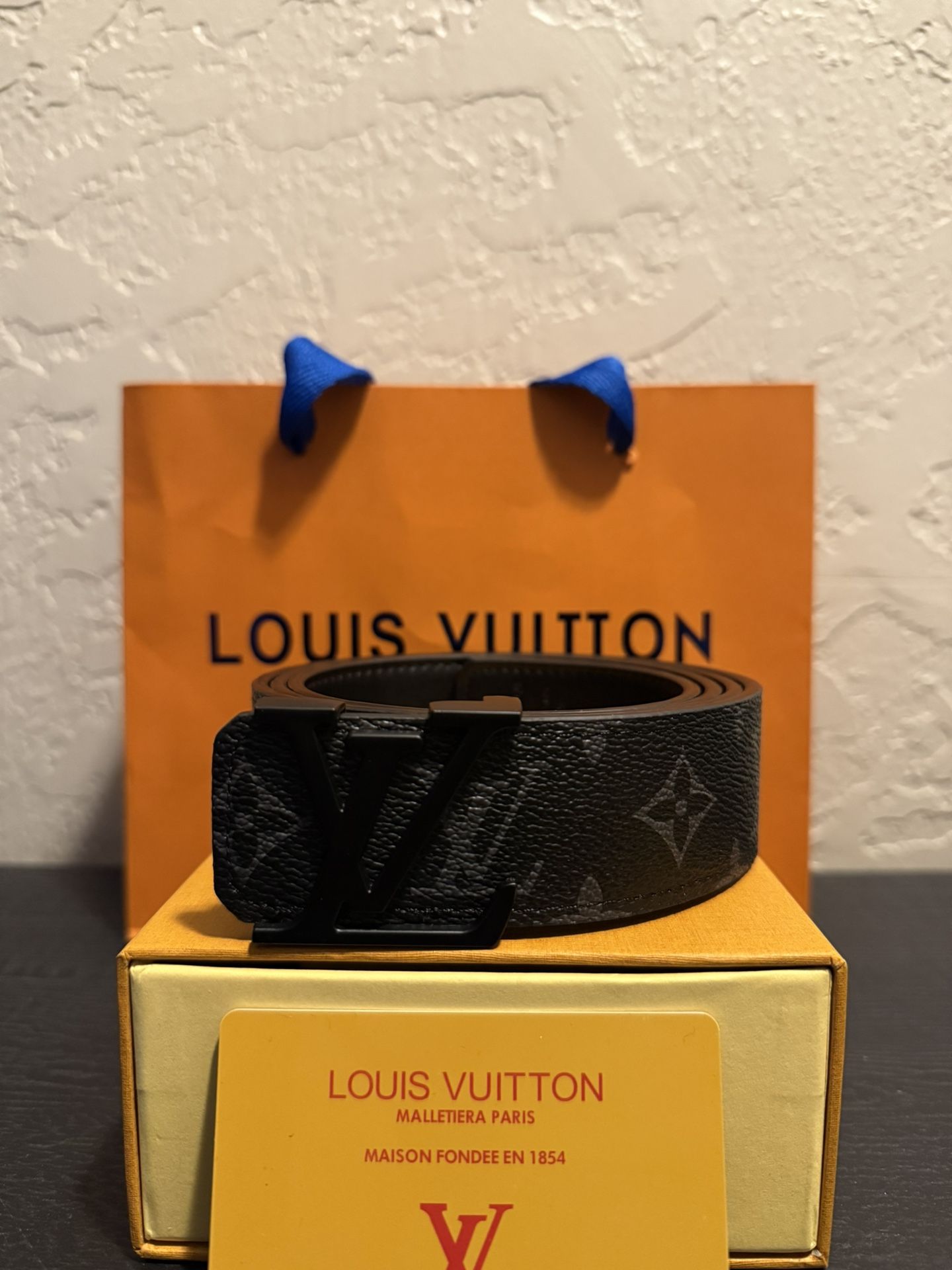 LV Initiales Matte Black Belt