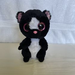 Small Skunk “Flora”