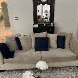 Couch & Loveseat!