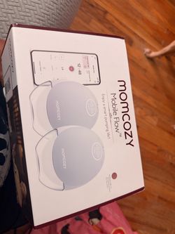 Momcozy Mobile Flow Wearable Breast Pump