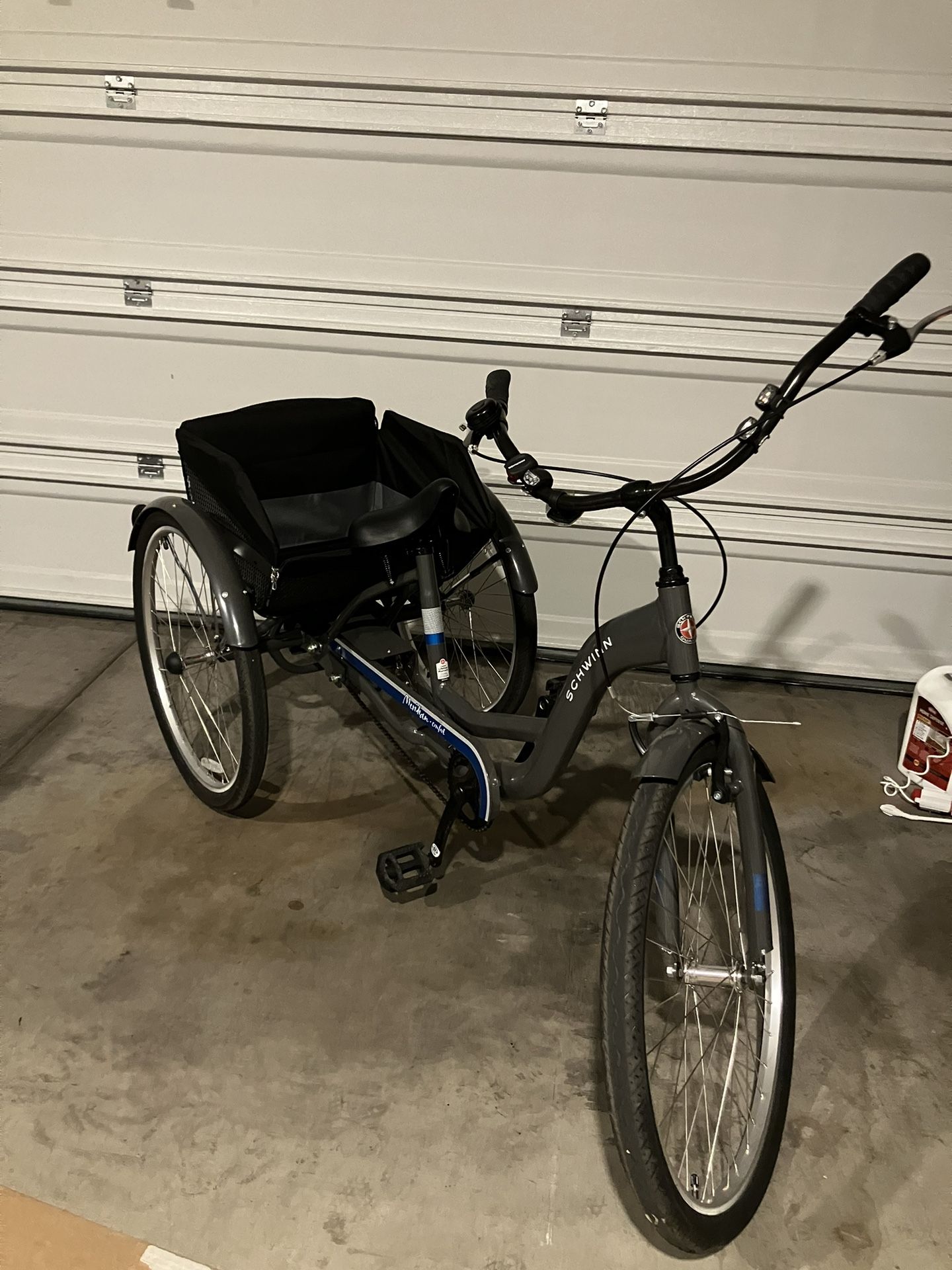 Schwinn Meridian Tricycle