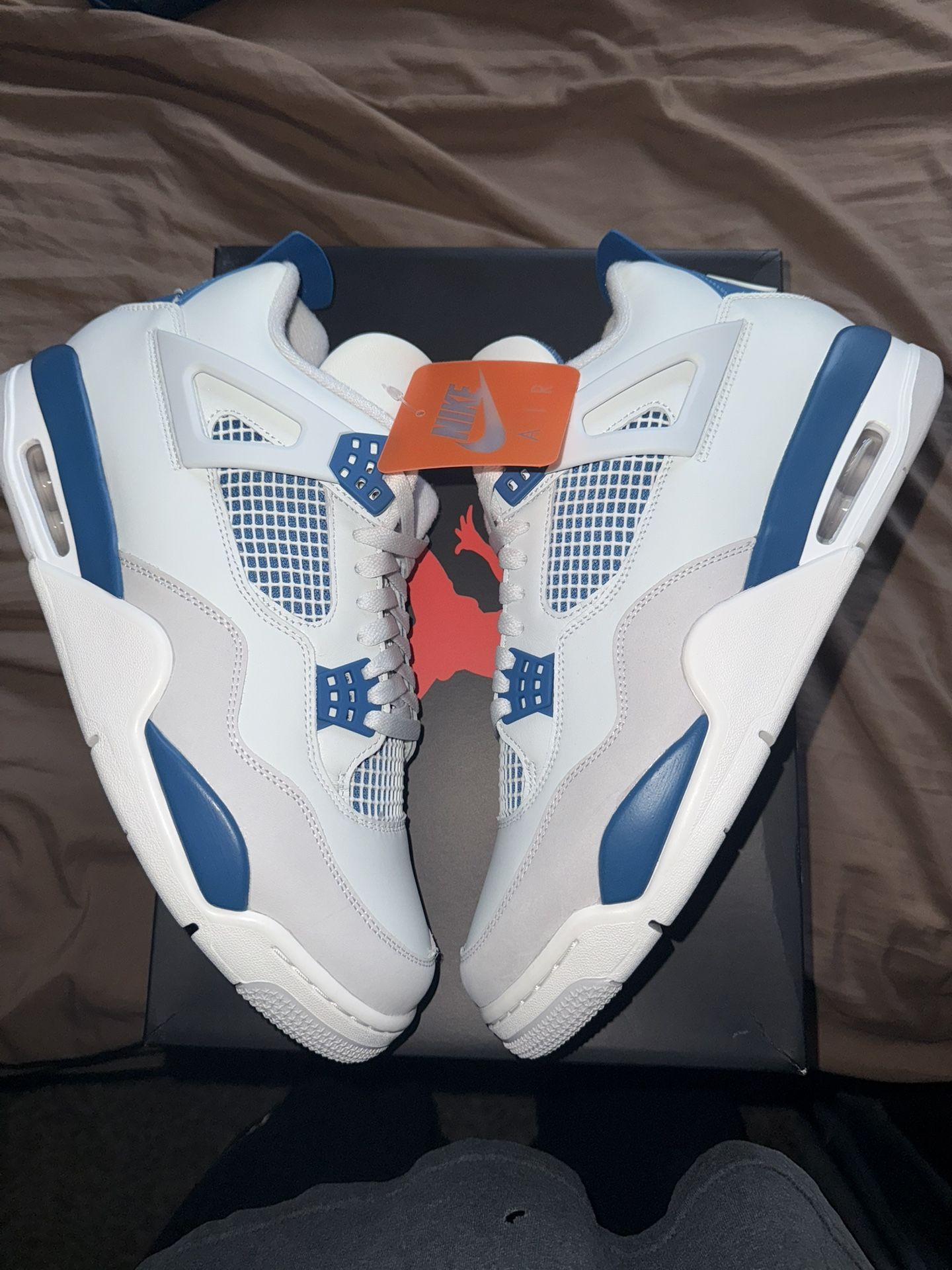 Men’s Jordan 4 Military Blue Size 12