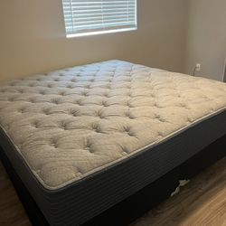 ⚡️King Queen Mattress Available For sale⚡️