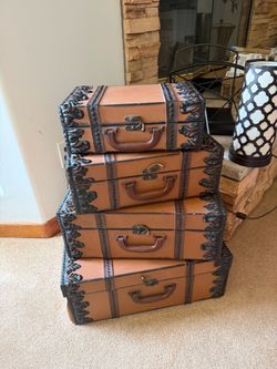 Vintage-Style Decorative Trunk Suitcase Set of 4
