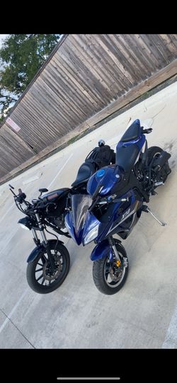 Yamaha Bolt 2015 950cc and Venom X19 200cc