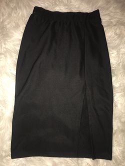 Midi skirt size small