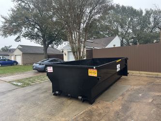 Dumpsters 10 Y 15 Yardas Roofin Remodelaciónes Sercas Mándame Mensaje Tenemos Precios Competitivos