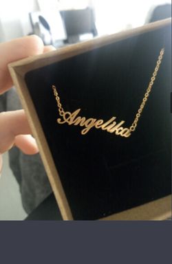 Customized name necklaces