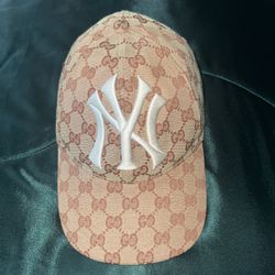 Gucci x New York Yankees Hat