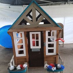 Cabin House for Or Girl