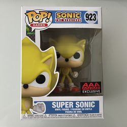 Super Sonic 923 Funko Pop AAA exclusive dented box