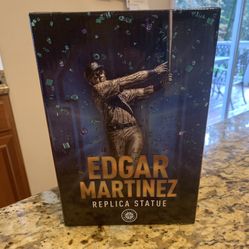 Edgar Martinez Replica Statue 