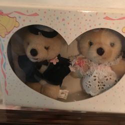 Various Vintage Bride and Groom Bears/Rabbits/Goose Sets