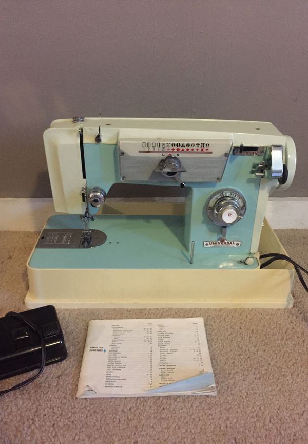 Vintage Universal Sewing Machine with Case and manual for Sale in LEWIS MCCHORD, WA OfferUp