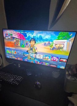 Ultrawide LG Monitor