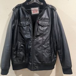 levi’s black leather jacket 
