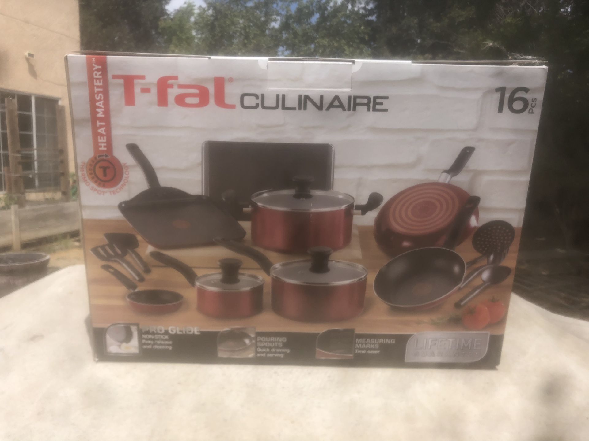 T-fal Culinaire 16-Piece Nonstick Aluminum Cookware Set - Red - Yahoo  Shopping