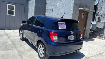 2010 Scion xD
