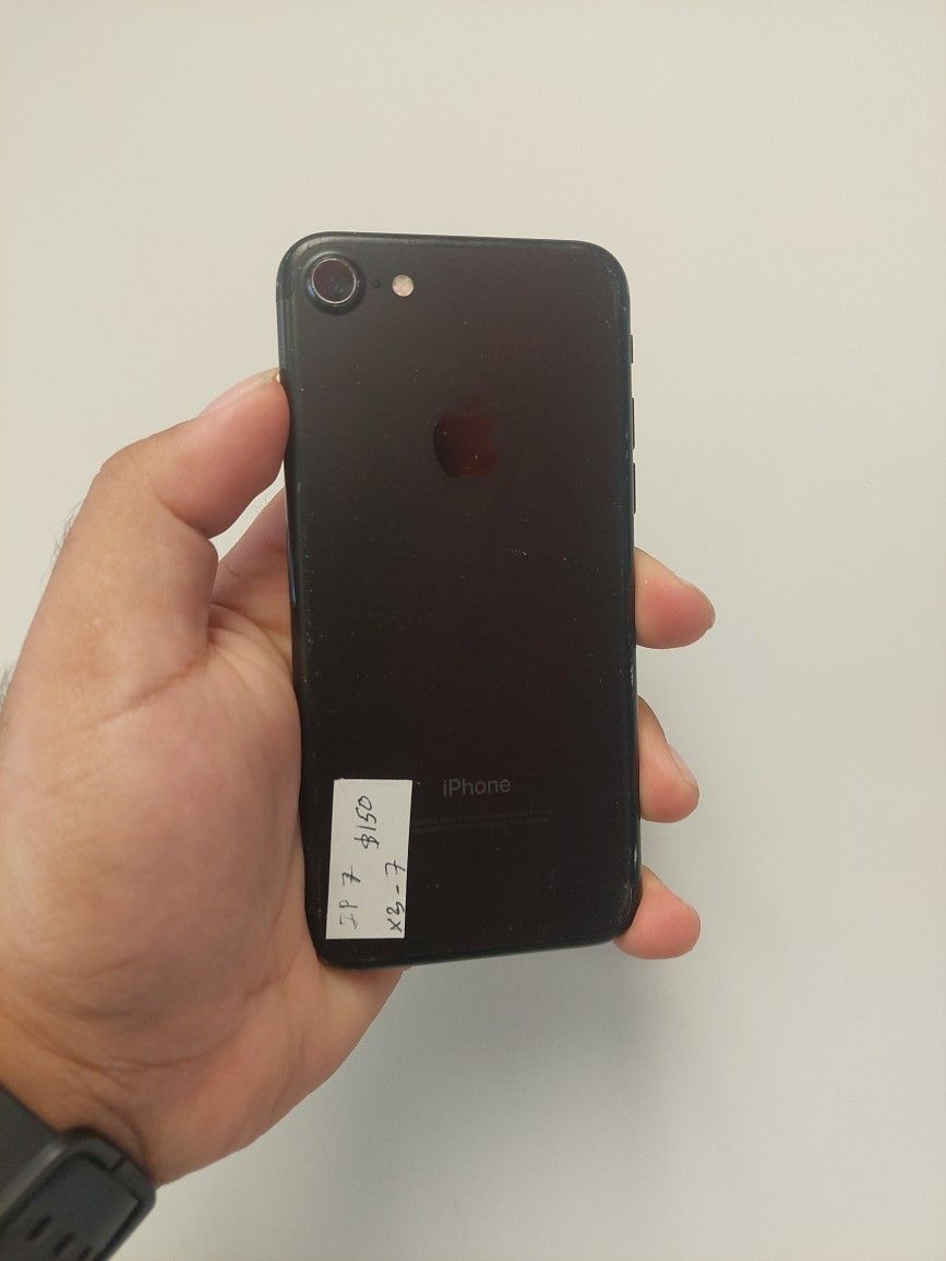 IPhone 7 Unlocked Available With Cash Deal $ 70 