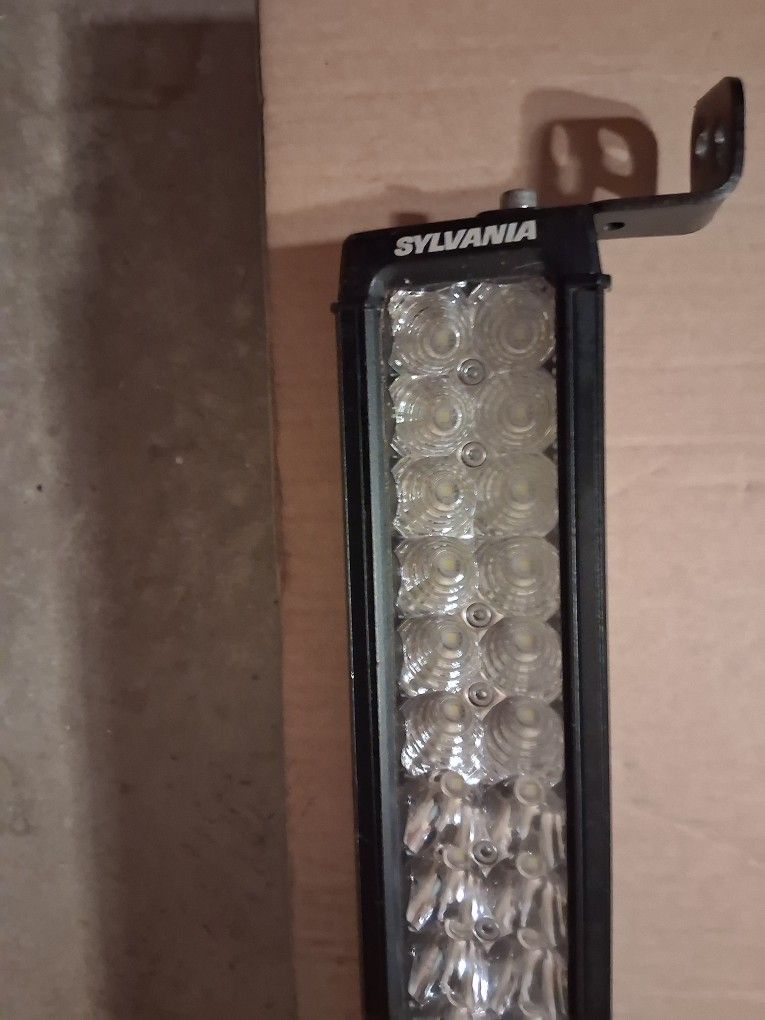 Sylvania 20" LED Light Bar