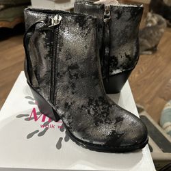 New Black and Silver Boots Olivia Miller sizes 8  - 11