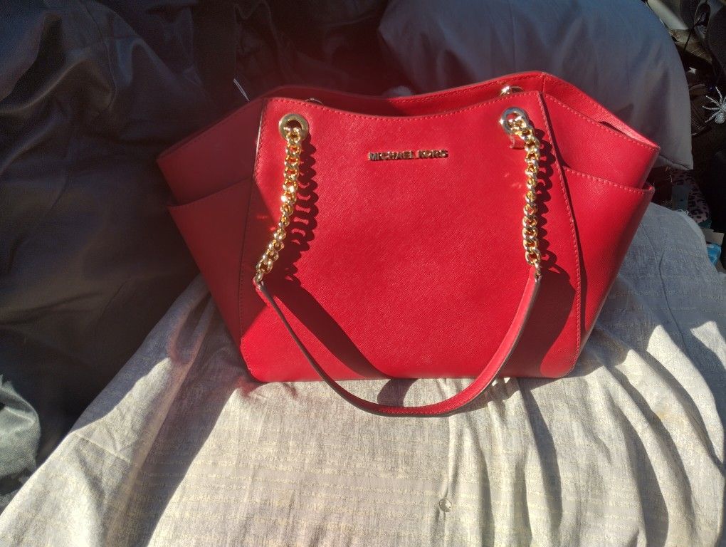 Michael Kors Red Jet Set 