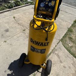DEWALT 26 Gal. 175 PSI Ultra Quiet Portable Electric Air Compressor