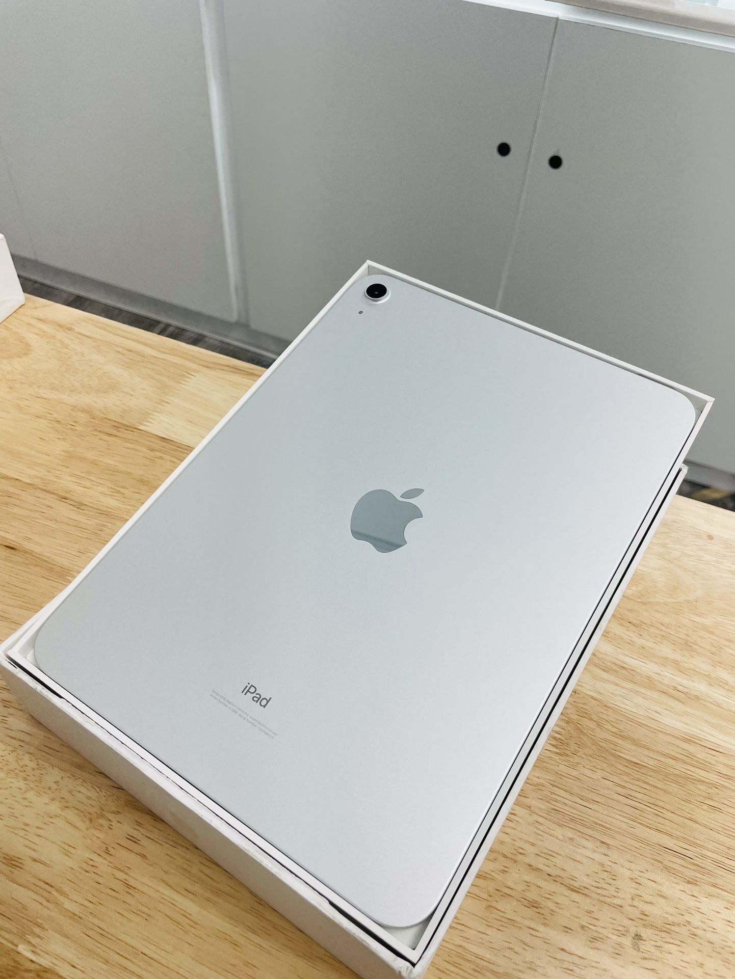 iPad 10th Gen 64gb Wi Fi