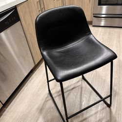 BLACK LEATHER BAR STOOLS 