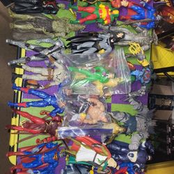 DC Lot 30 Figures 