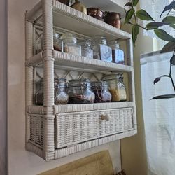 PLEASE DO YOUR RESEARCH BEFORE MAKING AN OFFER 