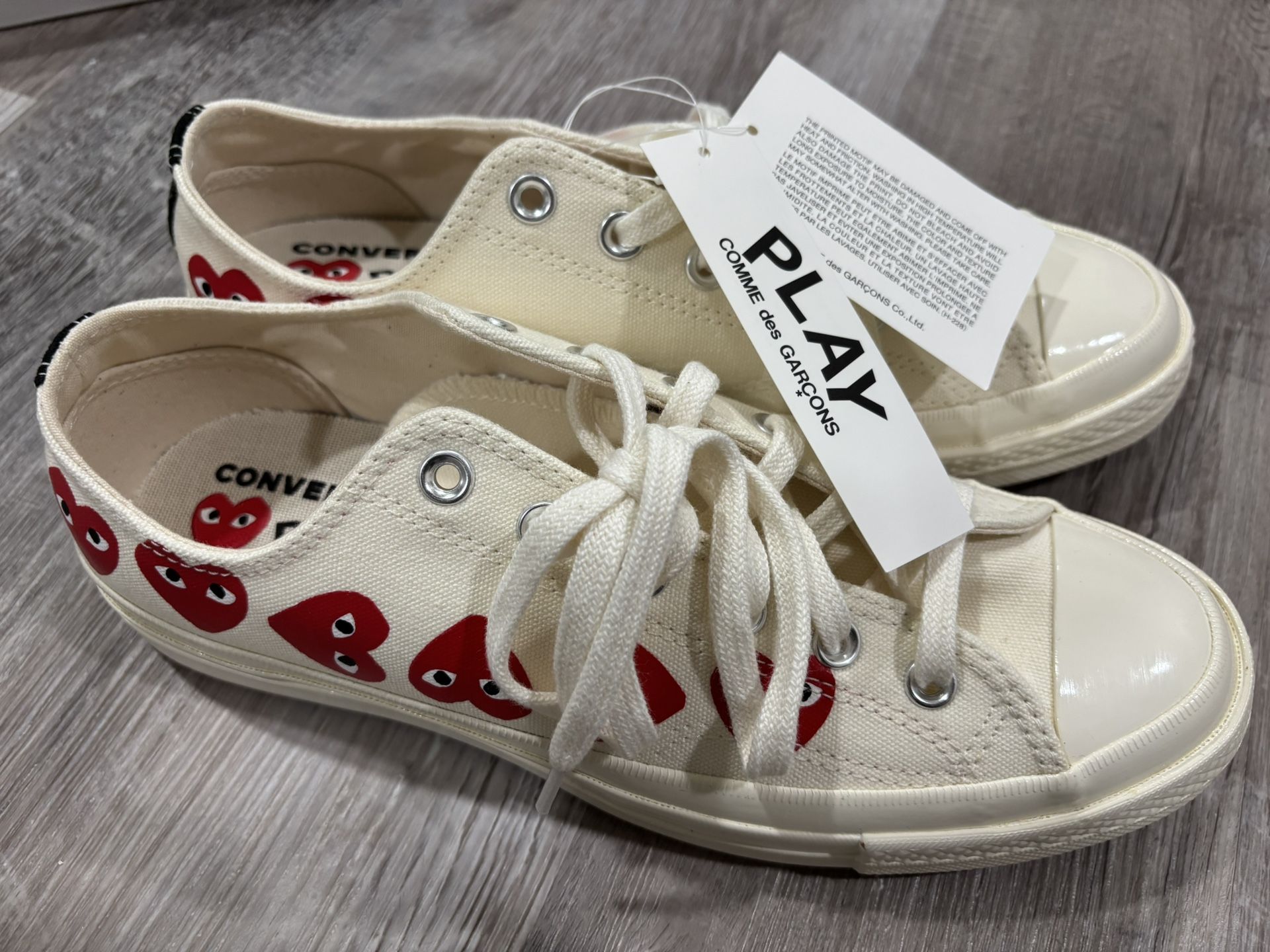 Brand new Converse x PLAY Comme des Garçons sneaker