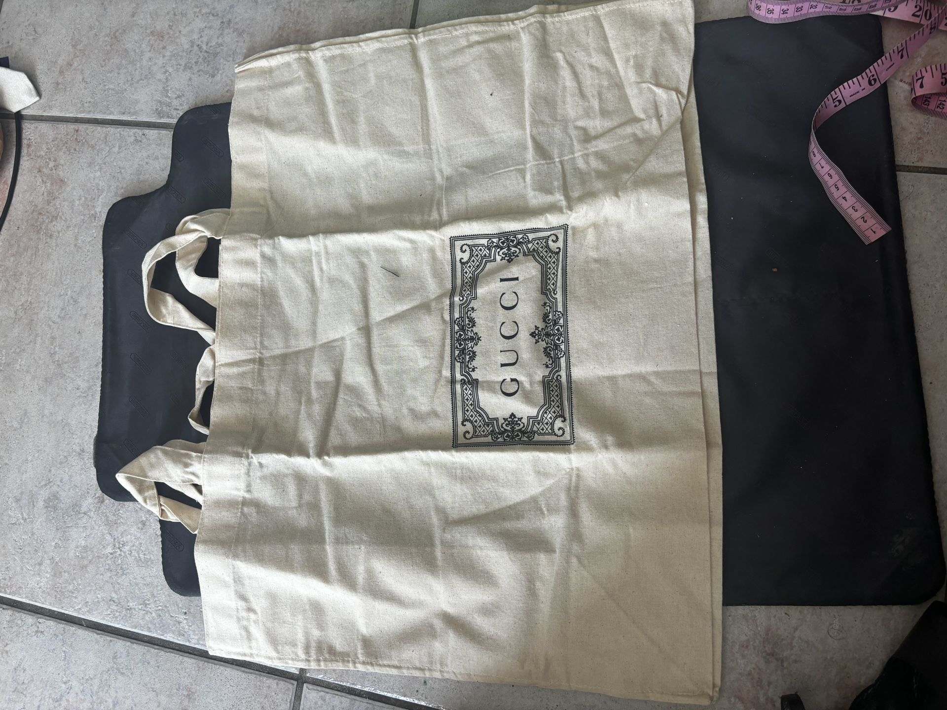Gucci canvas large tote bag big logo handbag purse carry on overnight bag beach Trending Unisex 