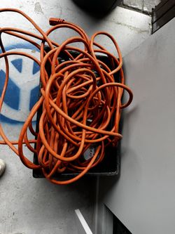 100 Foot Extension Cord