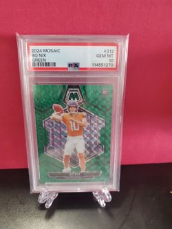 2024 Panini Mosaic - Rookies Bo Nix #312 Green Mosaic Prizm (RC)