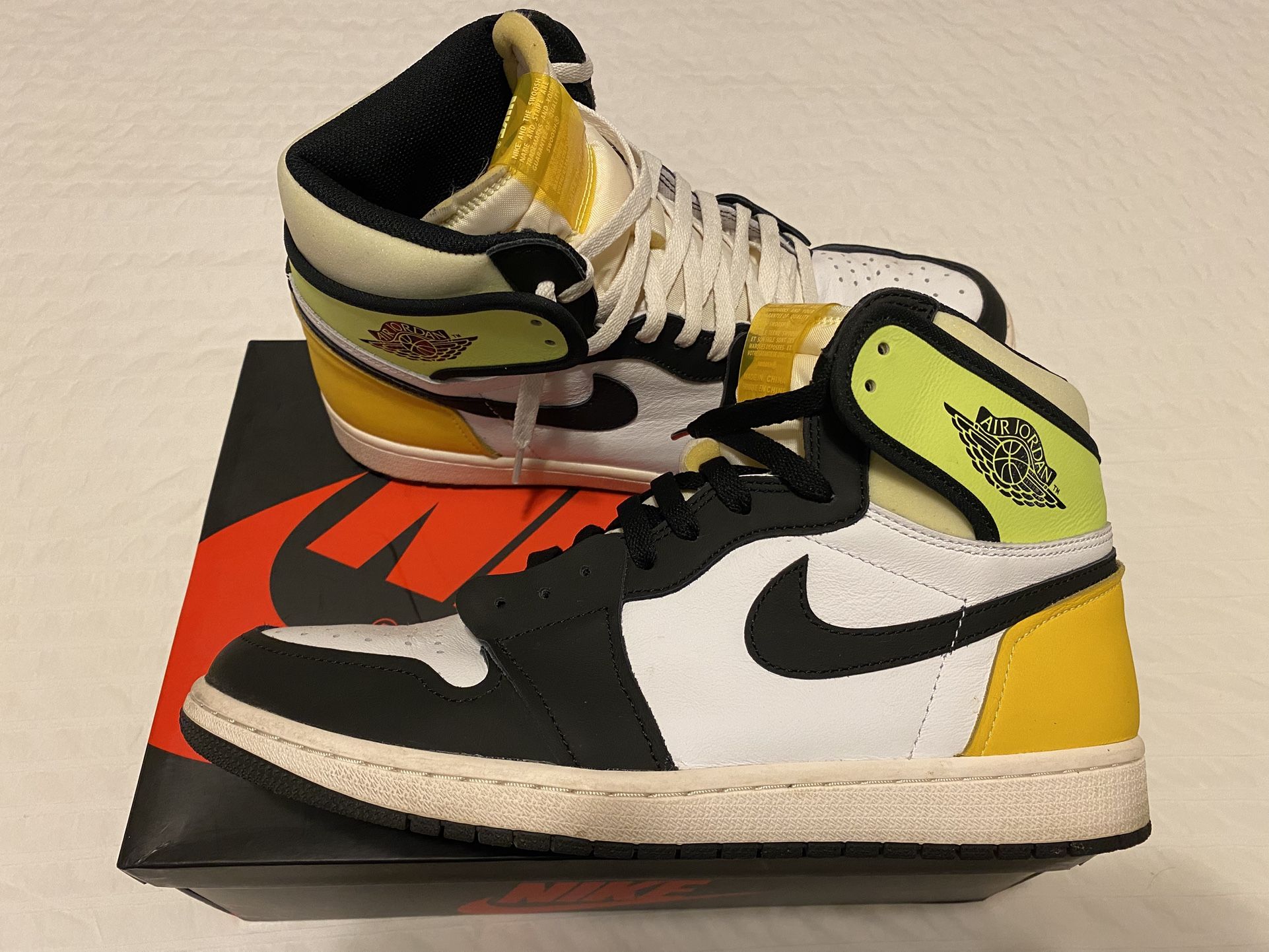 Jordan 1 High “Volt Gold” Size 11.5