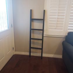 ESCALERA COBIJITAS  O  PARA TOALLAS 