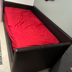 Twin Beds Frame 