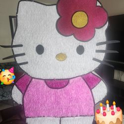 Hello Kitty Pinata 