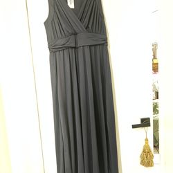 Vestido largo con escote v