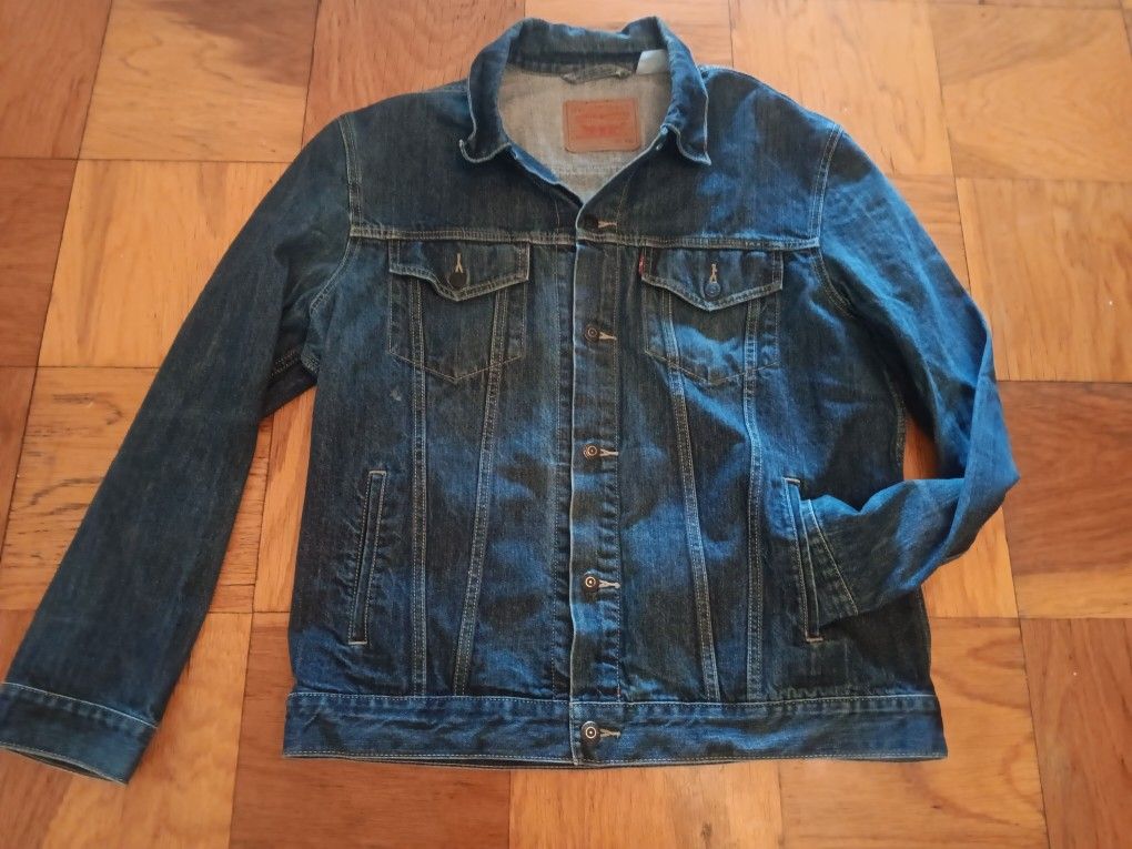 LEVI'S JEAN JACKET 