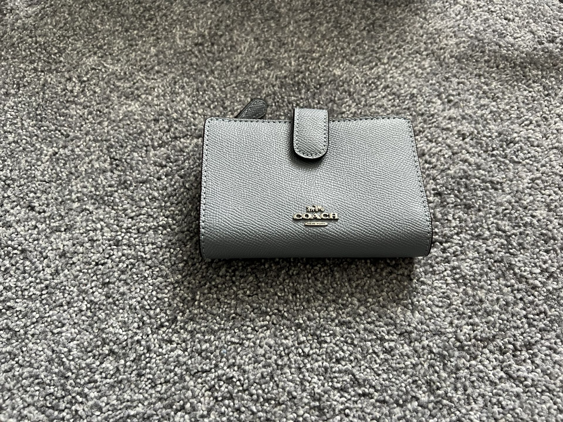 Genuine New Coach Zip Wallet Baby Blue Color