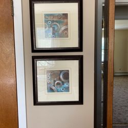 2 Pictures 